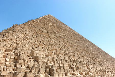 Rigging the Great Pyramid of Giza