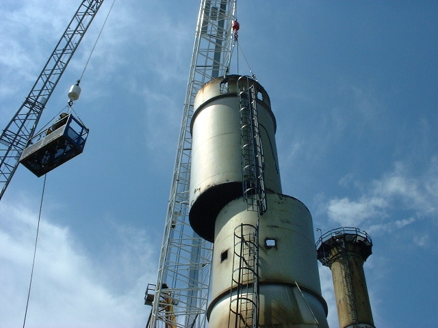 Rigging and Dismantling of large steel stack by R. Baker & Son